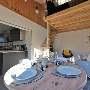  Apartment Apt Nala - Sunny Renovated Duplex - 2bed Apt - Views - Hikes